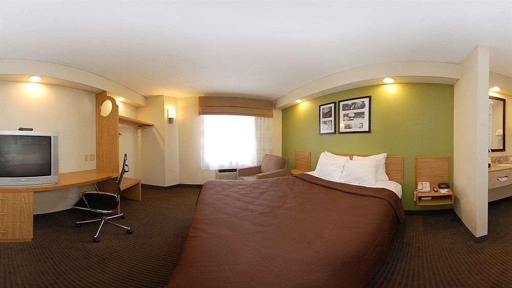 Rodeway Inn Austell Eksteriør billede